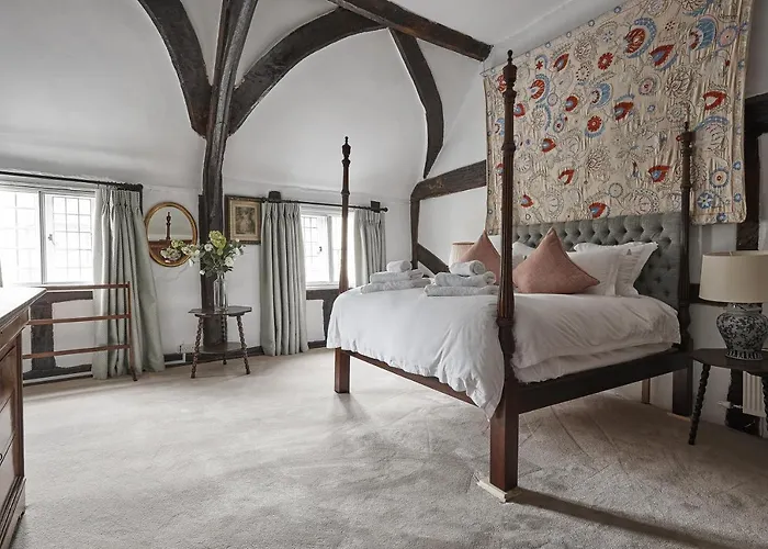 Luxury Cotswolds Cottage Optional Hot Tub, Castle Combe