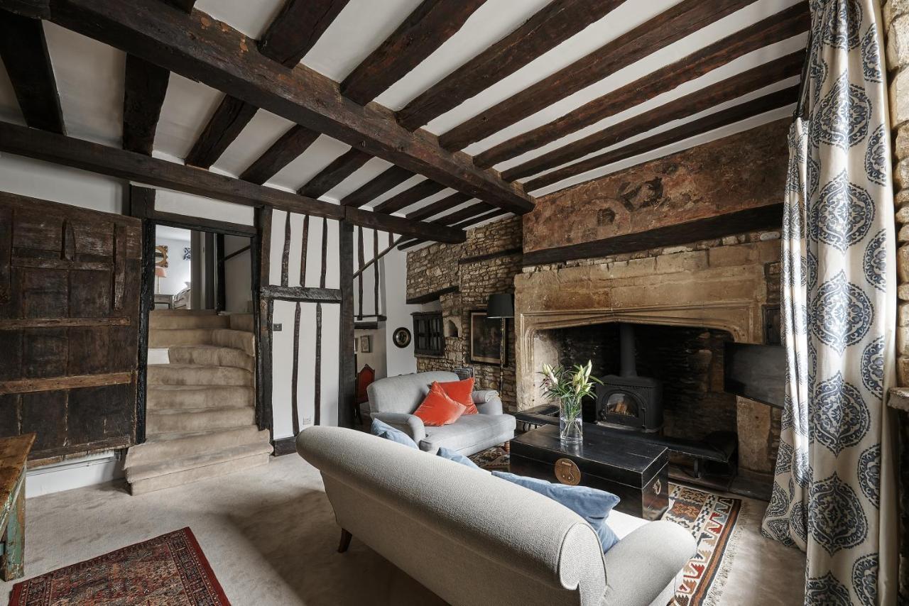 Luxury Cotswolds Optional Hot Tub,